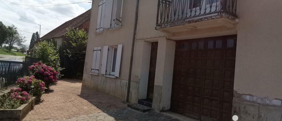 House 5 rooms of 150 m² in Éguzon-Chantôme (36270)