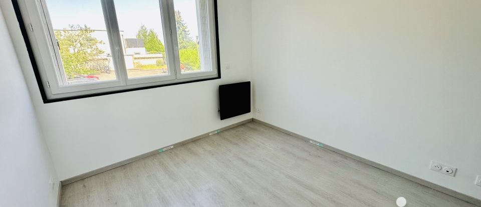 Apartment 3 rooms of 65 m² in Mainvilliers (28300)