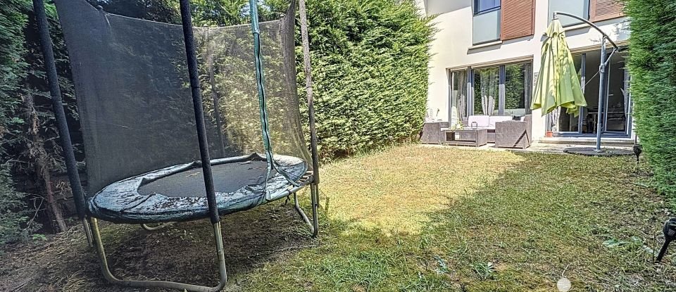 Maison traditionnelle 4 pièces de 85 m² à Champigny-sur-Marne (94500)