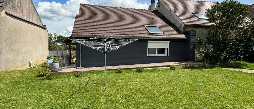 Maison 6 pièces de 140 m² à Machault (77133)