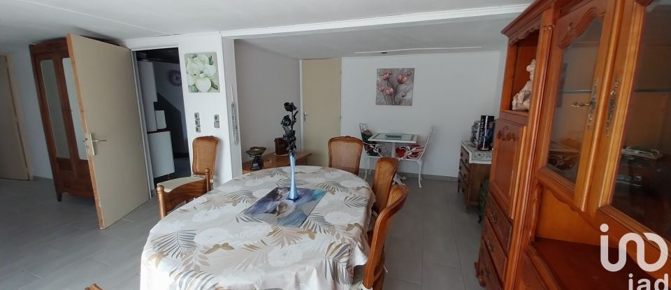 Traditional house 3 rooms of 63 m² in Brou (28160)