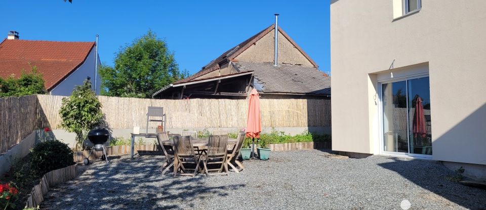 Village house 4 rooms of 100 m² in Montmort (71320)