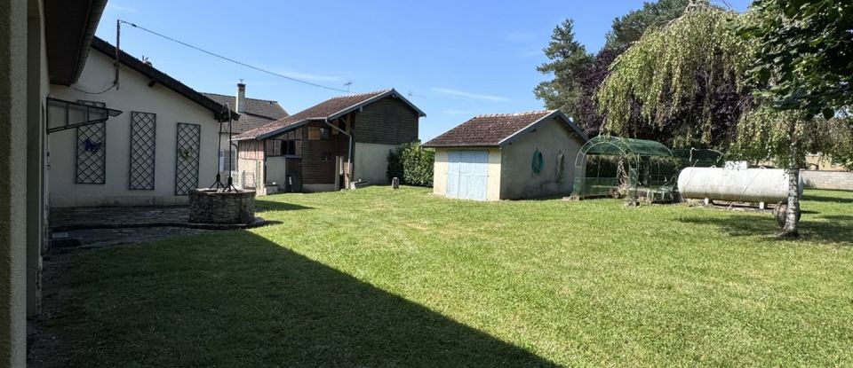 Maison de campagne 6 pièces de 186 m² à Soulaines-Dhuys (10200)