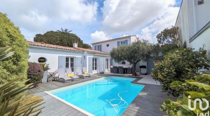 House 5 rooms of 93 m² in Le Bois-Plage-en-Ré (17580)