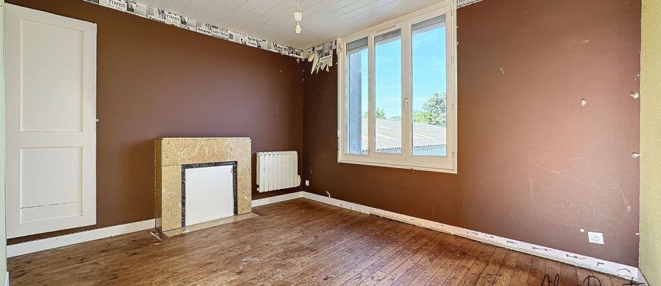 House 10 rooms of 360 m² in Saint-Pierre-Église (50330)