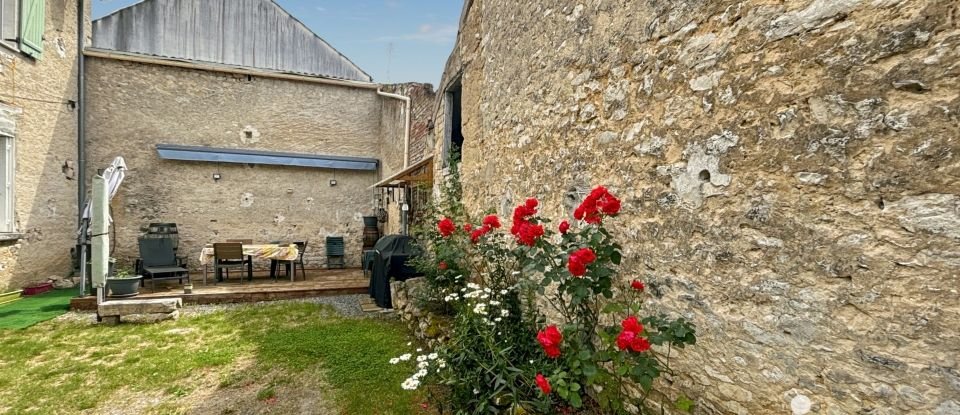 House 5 rooms of 180 m² in Souppes-sur-Loing (77460)