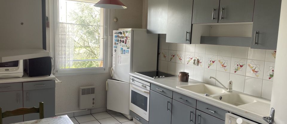 Apartment 4 rooms of 89 m² in Mainvilliers (28300)