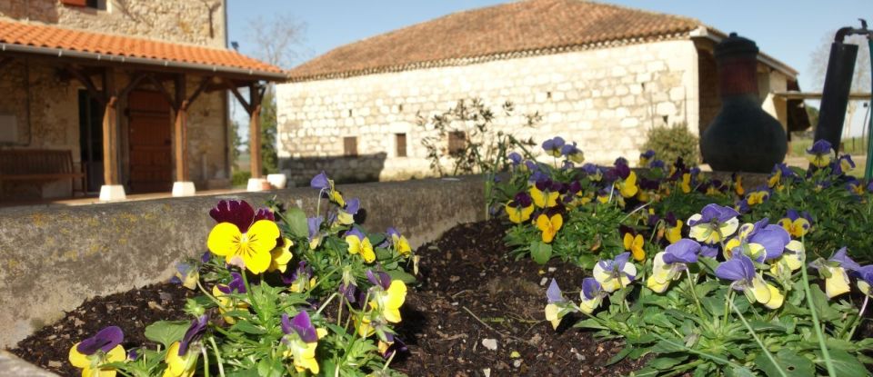 Maison 4 pièces de 125 m² à Castelculier (47240)