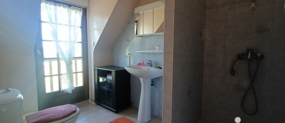 Maison 7 pièces de 113 m² à Trébry (22510)