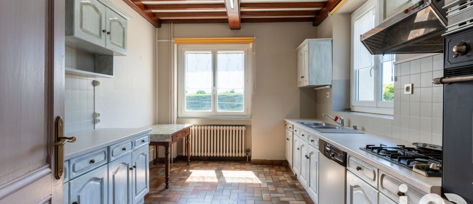 Traditional house 6 rooms of 159 m² in Saint-Marcellin-en-Forez (42680)