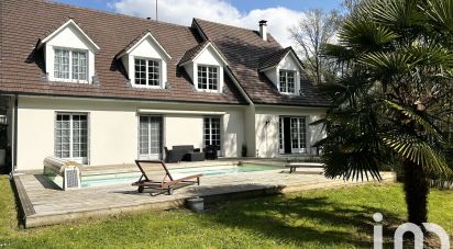 Maison 9 pièces de 270 m² à Dampierre-en-Yvelines (78720)