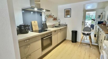 Apartment 3 rooms of 53 m² in Combrit (29120)