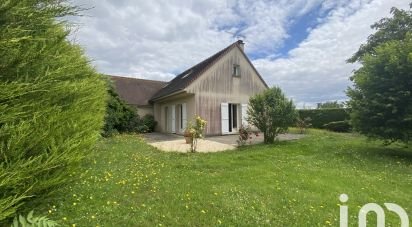 Traditional house 8 rooms of 120 m² in Civry-la-Forêt (78910)