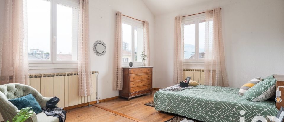 House 5 rooms of 166 m² in Grenoble (38100)