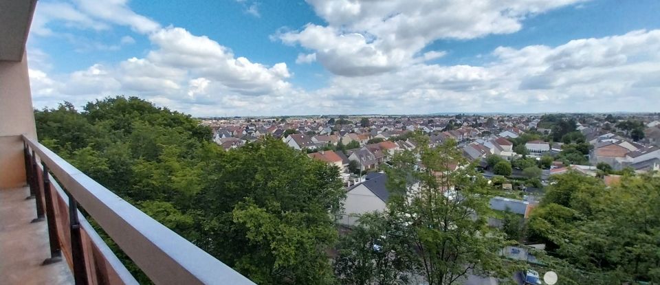 Appartement 5 pièces de 92 m² à Tremblay-en-France (93290)