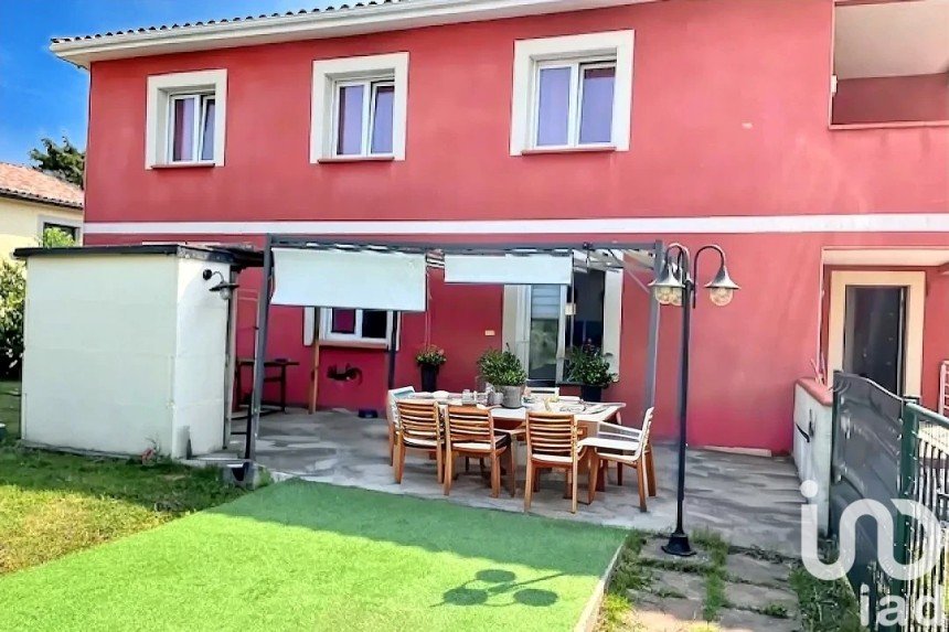 House 8 rooms of 156 m² in Cazères (31220)