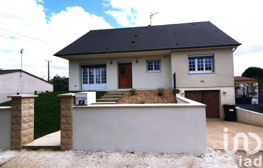 Traditional house 6 rooms of 168 m² in Béville-le-Comte (28700)