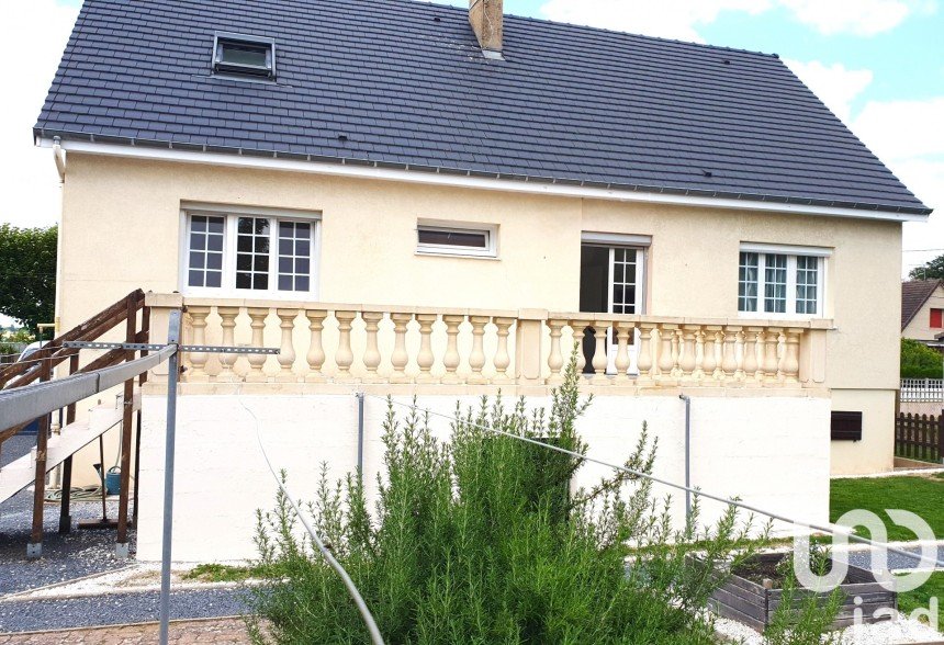 Maison traditionnelle 6 pièces de 168 m² à Béville-le-Comte (28700)