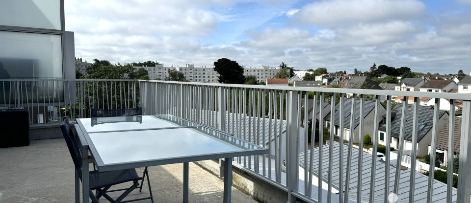 Apartment 4 rooms of 81 m² in Saint-Herblain (44800)