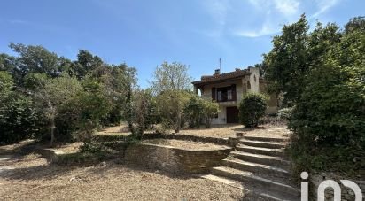 Traditional house 5 rooms of 200 m² in Six-Fours-les-Plages (83140)