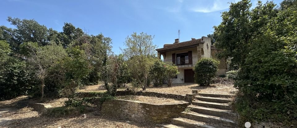 Maison traditionnelle 5 pièces de 200 m² à Six-Fours-les-Plages (83140)