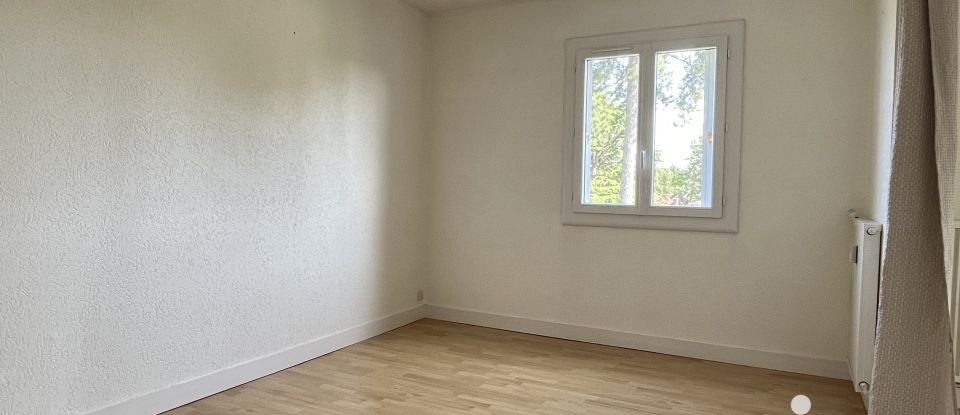 Apartment 3 rooms of 64 m² in Amboise (37400)