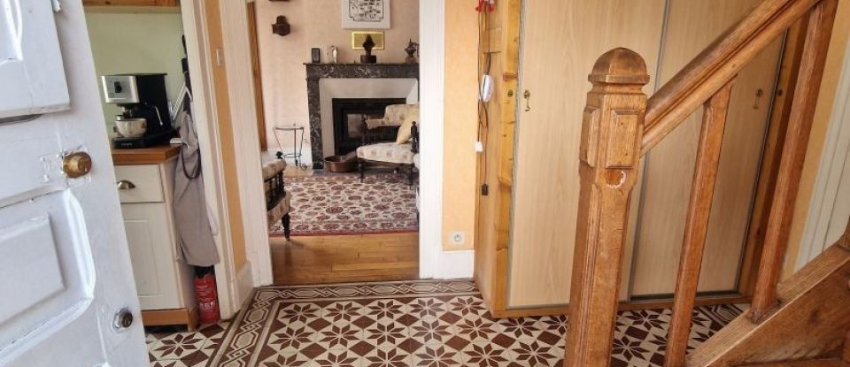 Village house 6 rooms of 151 m² in Ancy-le-Franc (89160)