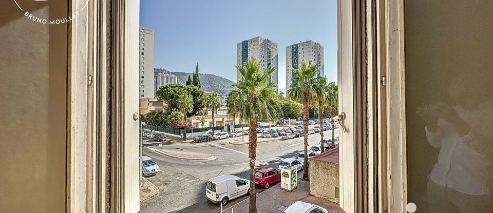 Apartment 3 rooms of 65 m² in Toulon (83000)