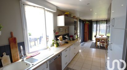 House 8 rooms of 130 m² in Motteville (76970)