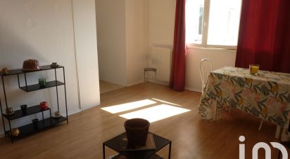 Apartment 1 room of 25 m² in Creil (60100)