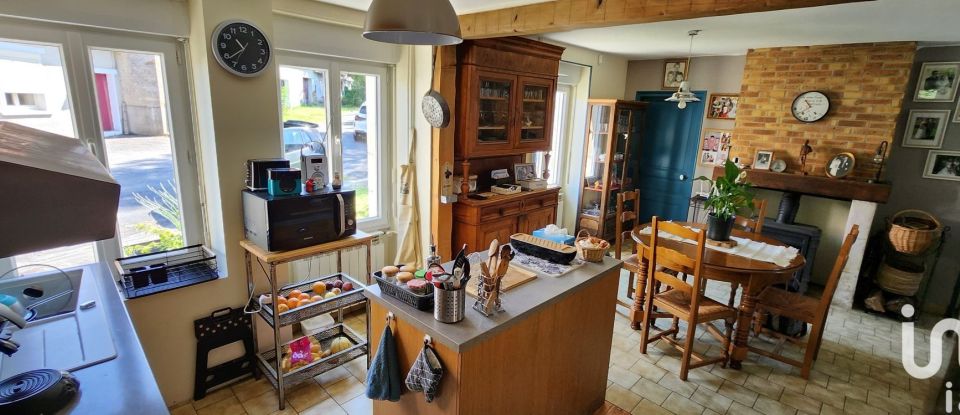 House 4 rooms of 77 m² in Chazelet (36170)