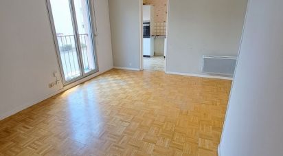 Apartment 2 rooms of 36 m² in Moulins (03000)
