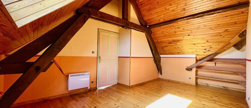 House 8 rooms of 155 m² in Le Bas Ségala (12200)