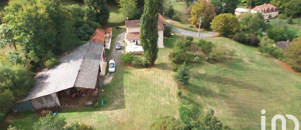 Domaine 11 pièces de 270 m² à Grun-Bordas (24380)