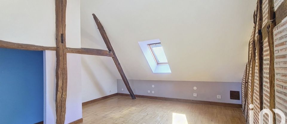 Maison 6 pièces de 105 m² à Saint-Étienne-de-Chigny (37230)