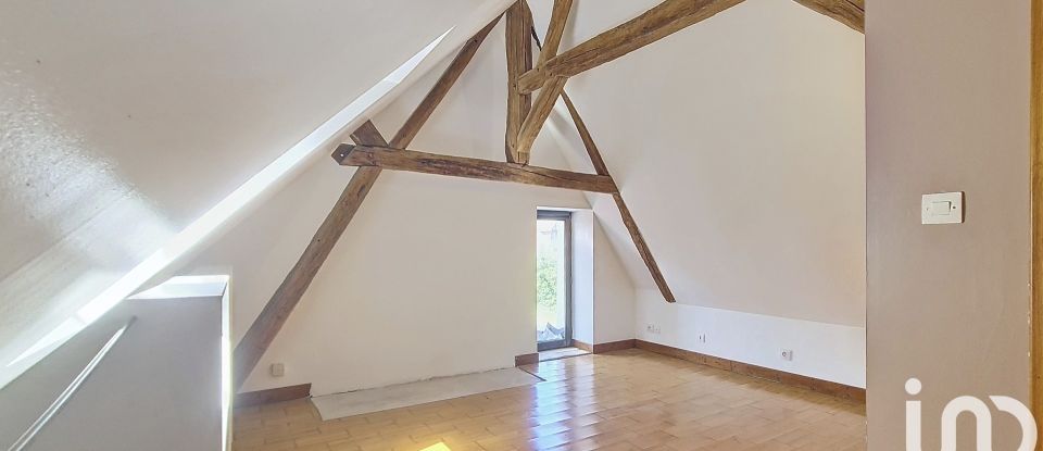 Maison 6 pièces de 105 m² à Luynes (37230)