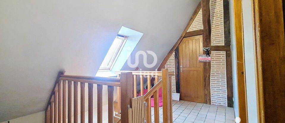 House 6 rooms of 105 m² in Saint-Étienne-de-Chigny (37230)