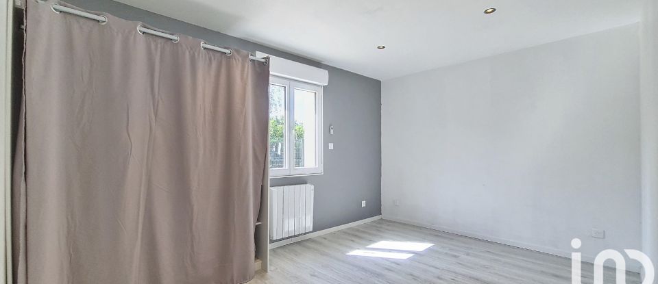 Maison 6 pièces de 105 m² à Saint-Étienne-de-Chigny (37230)