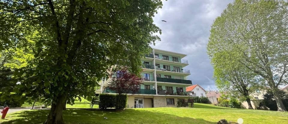 Apartment 3 rooms of 71 m² in Viry-Châtillon (91170)