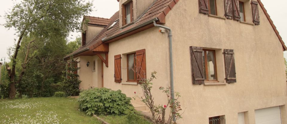 Pavillon 6 pièces de 158 m² à Bezannes (51430)