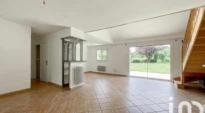 Maison 7 pièces de 112 m² à Lésigny (77150)