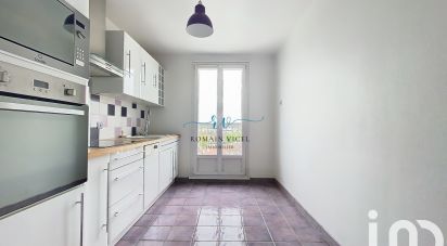 Appartement 3 pièces de 67 m² à Saint-Cyr-l'École (78210)