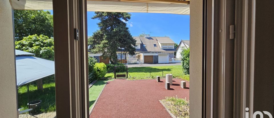 House 4 rooms of 98 m² in Aurillac (15000)