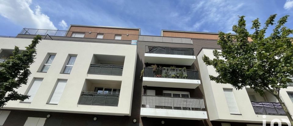 Apartment 3 rooms of 56 m² in Viry-Châtillon (91170)