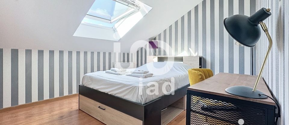 Town house 6 rooms of 135 m² in Reims (51100)