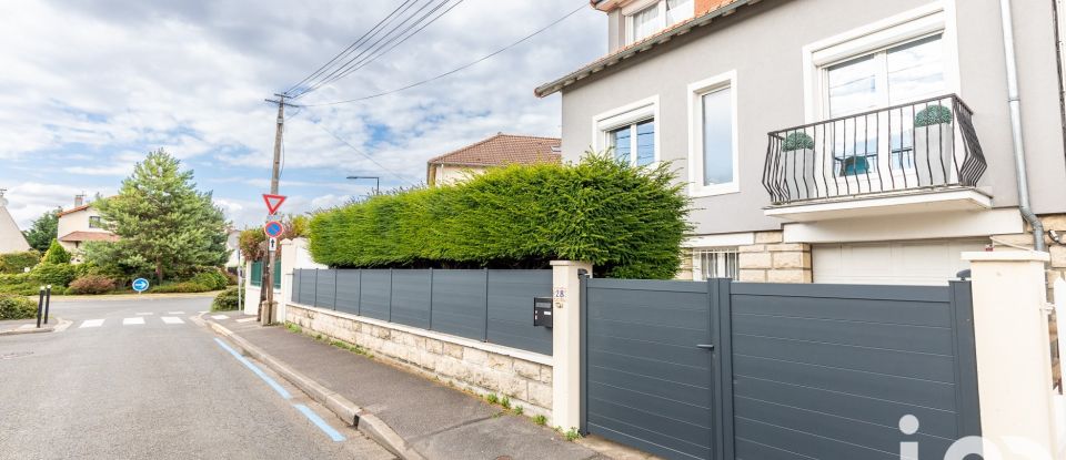 Maison 6 pièces de 115 m² à Athis-Mons (91200)