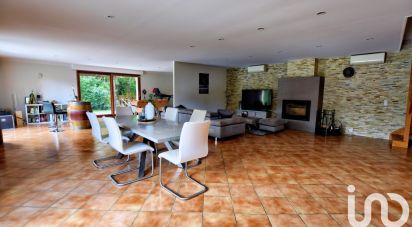 Traditional house 9 rooms of 255 m² in Guigneville-sur-Essonne (91590)