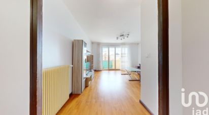 Apartment 3 rooms of 66 m² in Le Mans (72000)