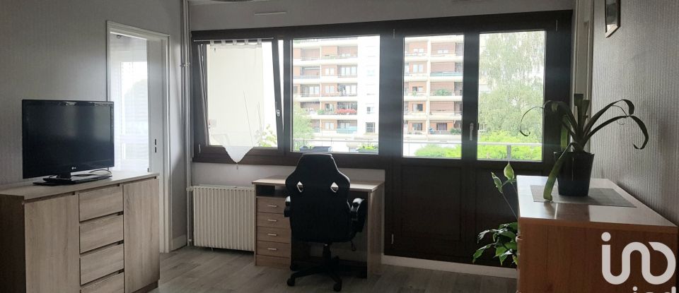 Apartment 2 rooms of 51 m² in Paron (89100)