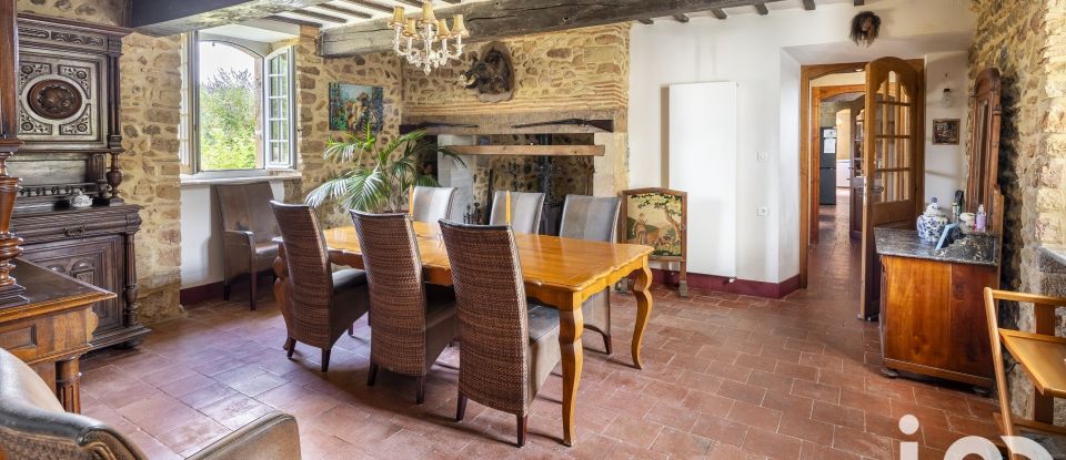 Domaine 12 pièces de 345 m² à Montégut-Arros (32730)